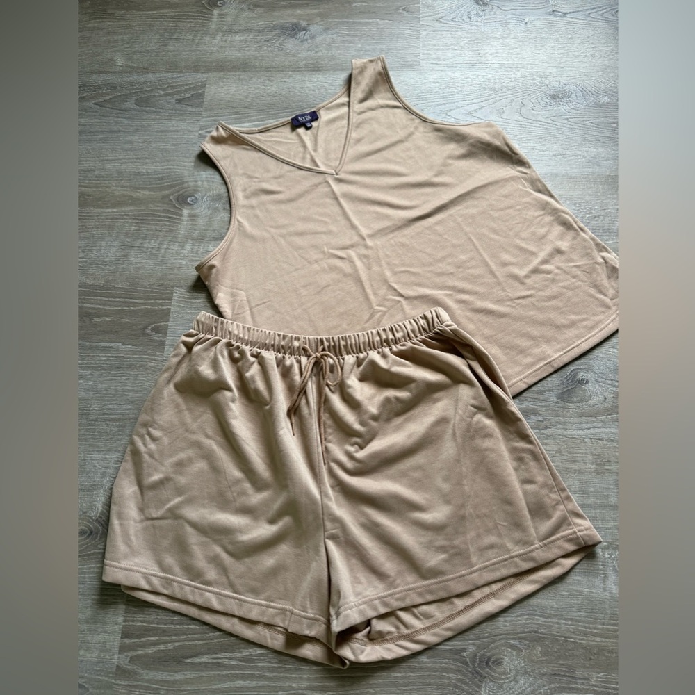 NWOT Lounge Set